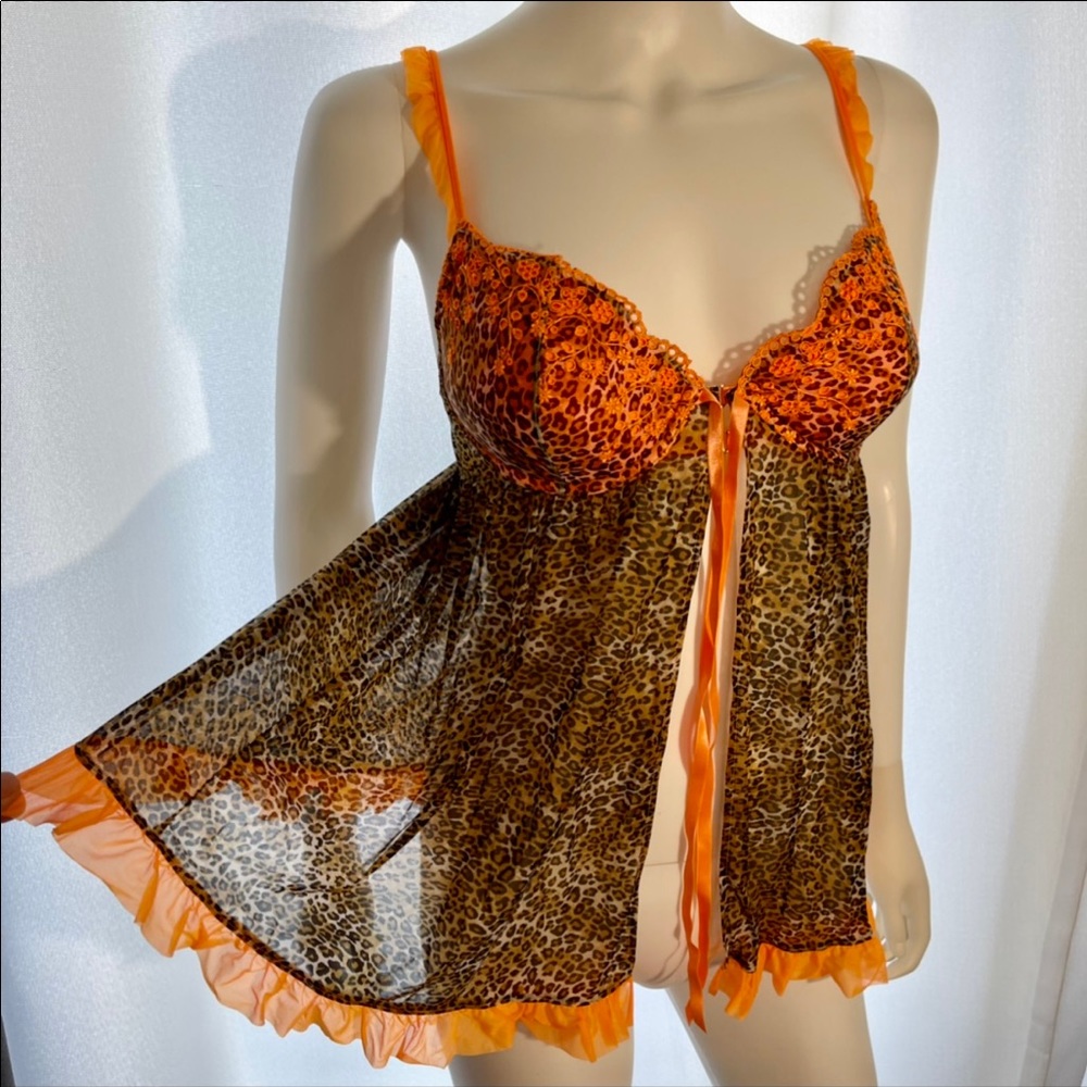 36C VS Victoria’s Secret Leopard Sexy Chemise Lingerie slip